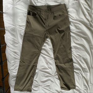 Prana Brion hiking pants, never worn